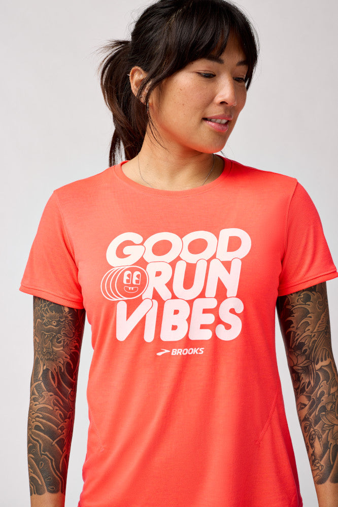 Brooks Women’s Distance Short Sleeve 3.0